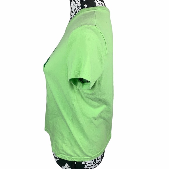 🍀Y2K St. Patricks Day Green Graphic Tee Semi-Crop - Picture 5 of 7